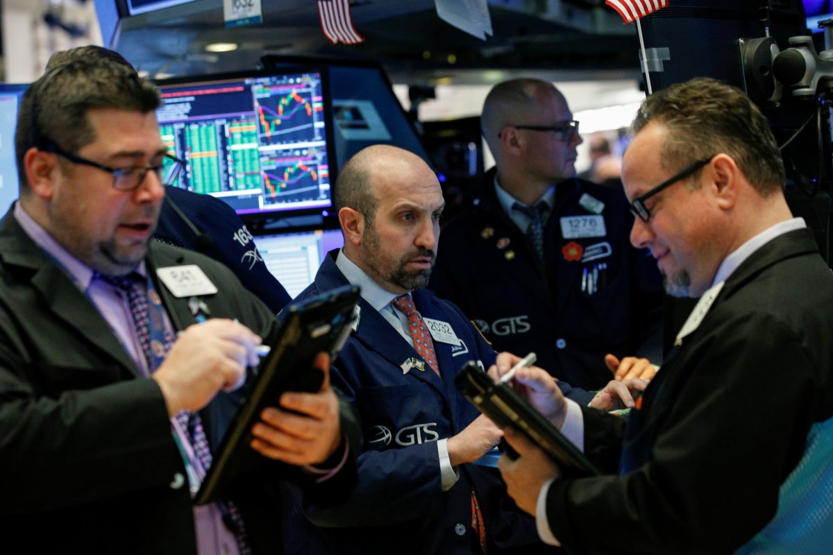 Eager for calming news, investors look to earnings
