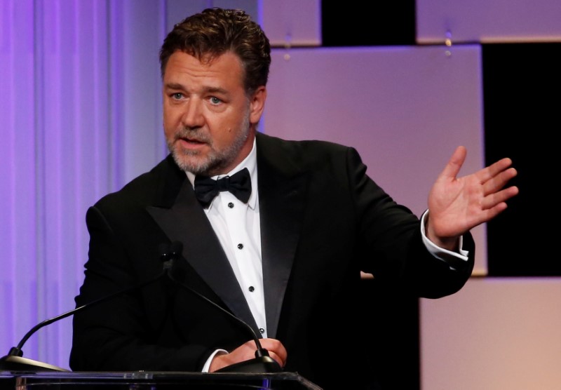 Russell Crowe ‘divorce’ auction sells millions worth of movie props