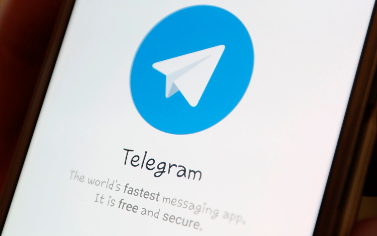 Russia starts blocking Telegram messenger