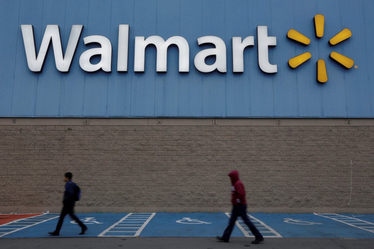 Walmart gives its website a makeover in latest e-commerce push