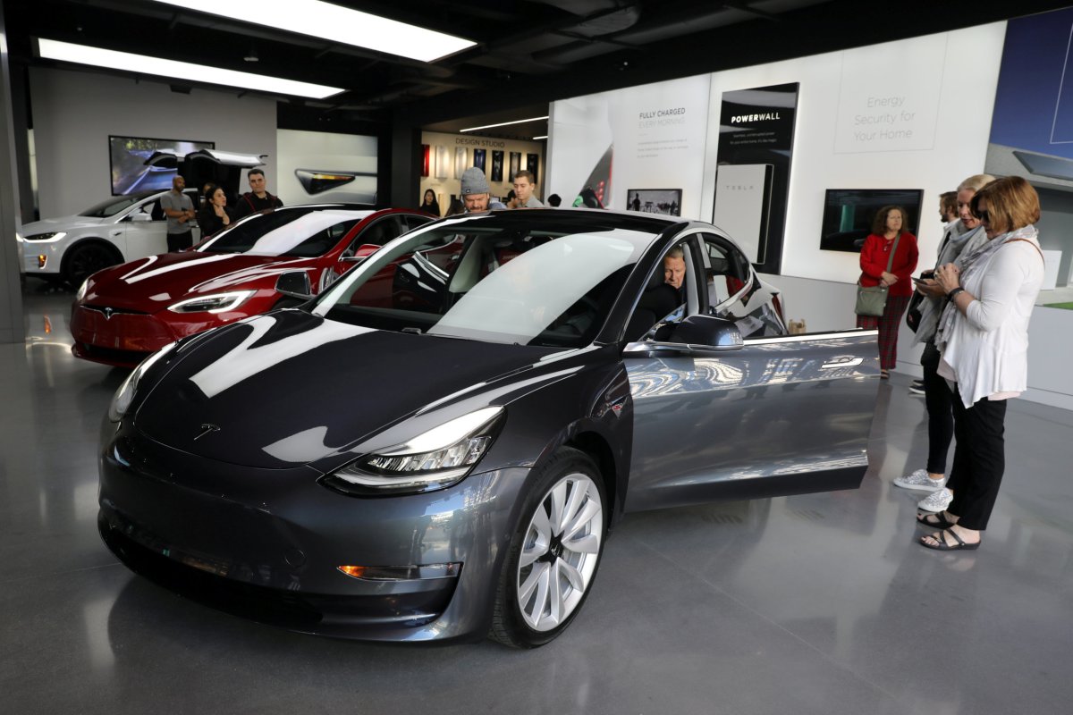 Tesla aiming to build 6,000 Model 3 cars per week by end-June: report