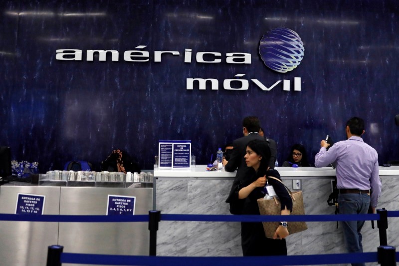 Mexico’s top court sides with America Movil, says Telmex can charge rivals