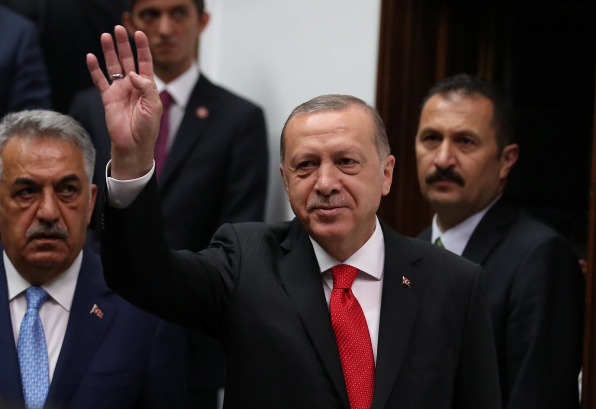 Turkey’s Erdogan takes oath of office for new presidential term: live tv