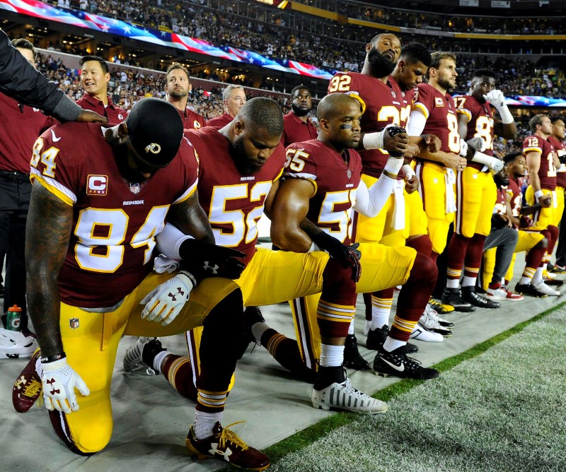 NFL players union challenges policy to stop anthem protests