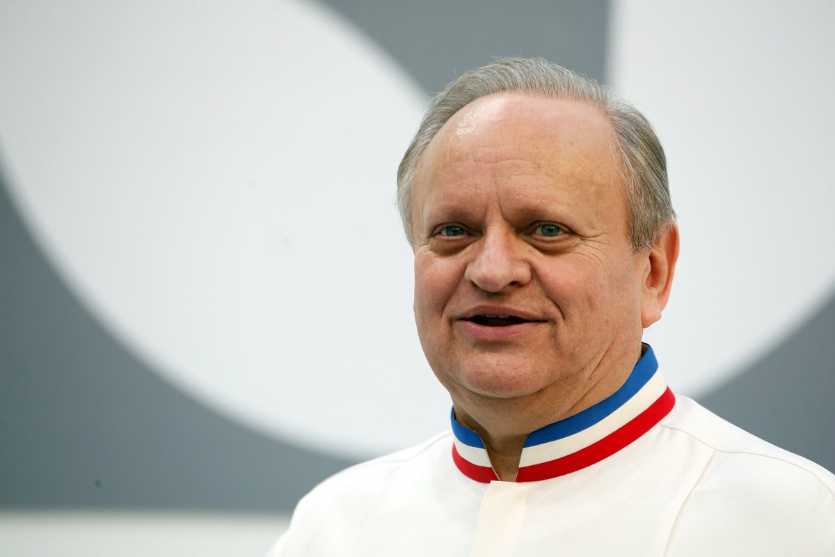 Three-Michelin-starred French chef Joel Robuchon dies