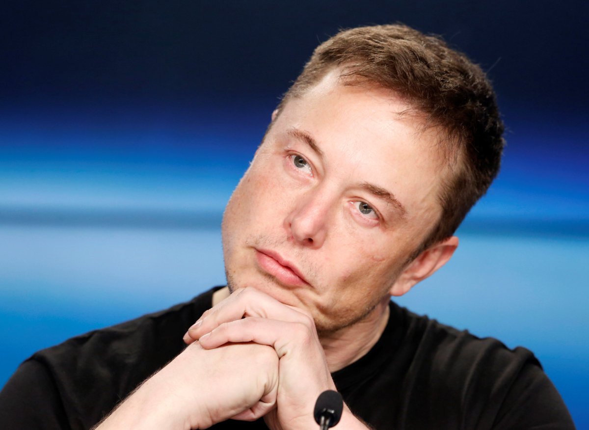 Tesla’s slow disclosure raises governance, social media concerns