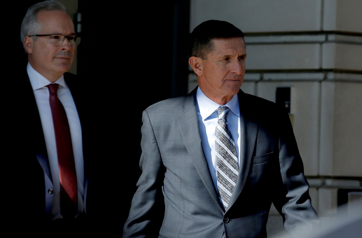 Former Trump adviser Flynn asks for probation in Mueller probe