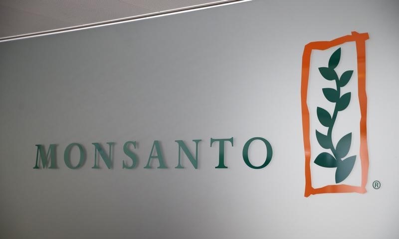 Bayer sweetens offer for hesitant Monsanto