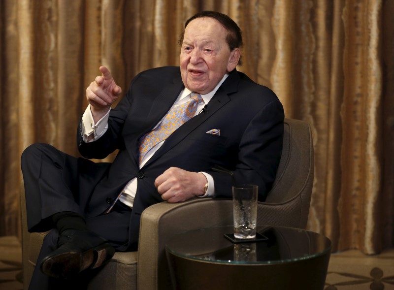 Fund-raising stalled, Republican convention asks Adelson for donation