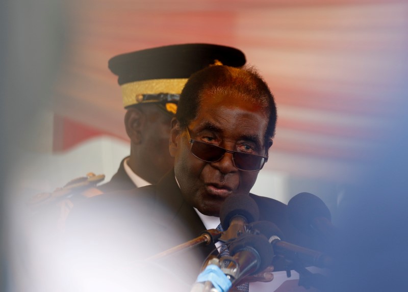 Zimbabwe war veterans turn on ‘dictator’ Mugabe, exposing rifts
