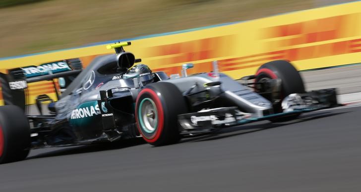Rosberg on top as Hamilton crashes