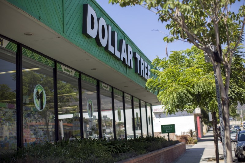 Dollar Tree promotes Gary Philbin to CEO