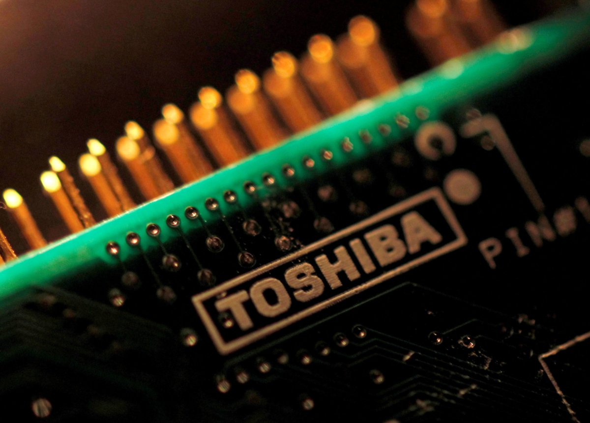 Toshiba says to appoint ex-banker as next CEO