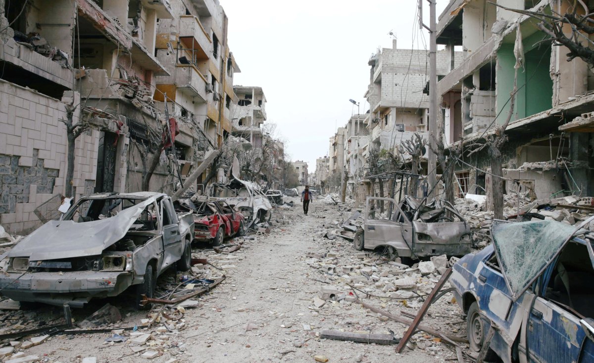 Air strike kills Syrian family of nine in rebel-held Ghouta: monitor