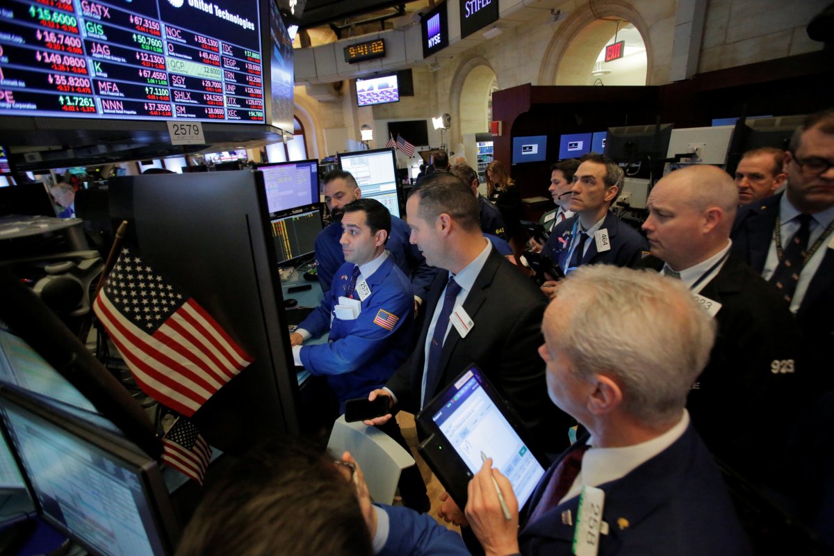 Wall Street gains in choppy trade as tariff threat looms