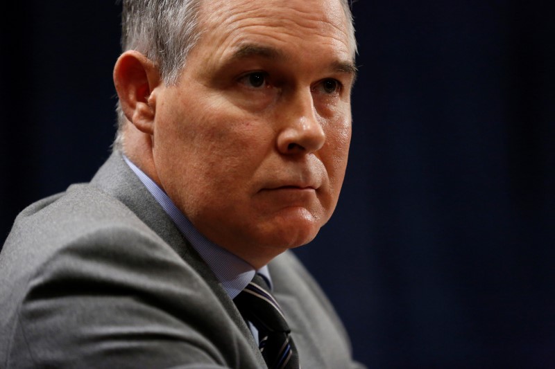 Democrats turn up heat on EPA chief over contracts, moonlighting