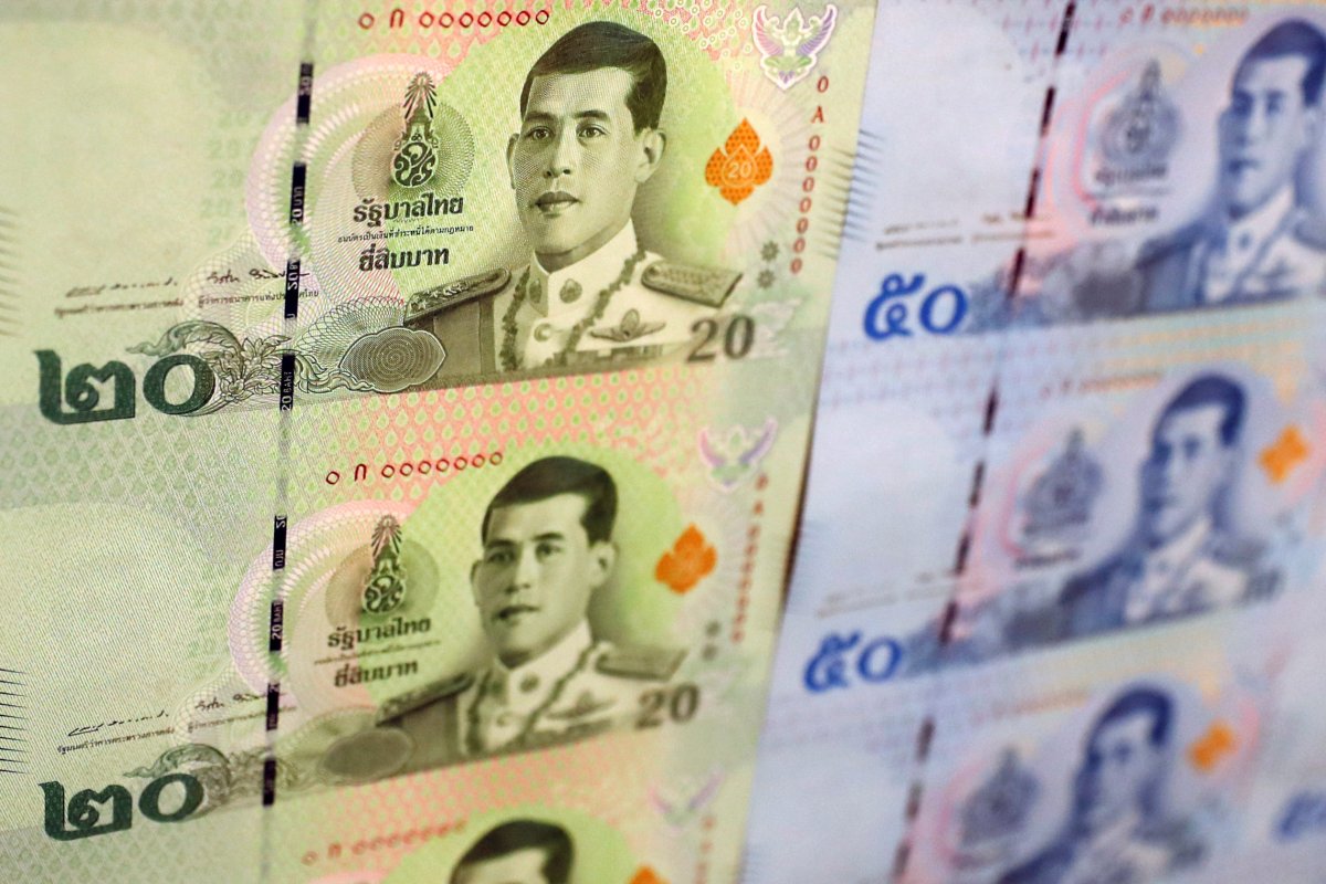 Thai king to replace father on new banknotes