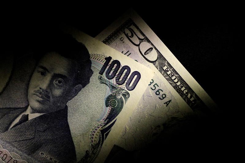 Dollar steady vs. yen after stocks recover from trade scare, U.S. jobs data