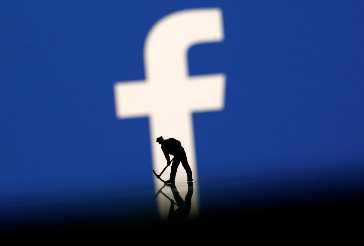 Kremlin calls Facebook’s removal of Russian media accounts censorship