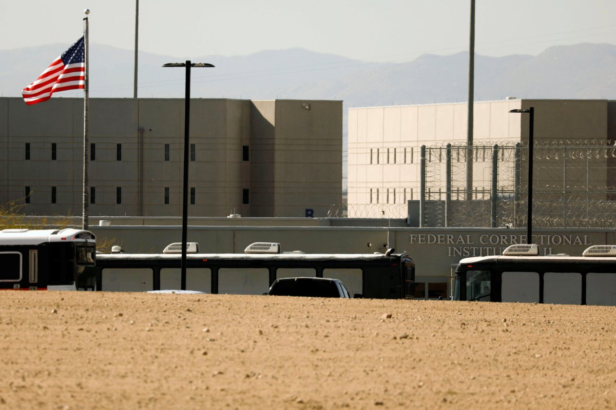 Lawyers, workers question putting immigration detainees in U.S. prisons