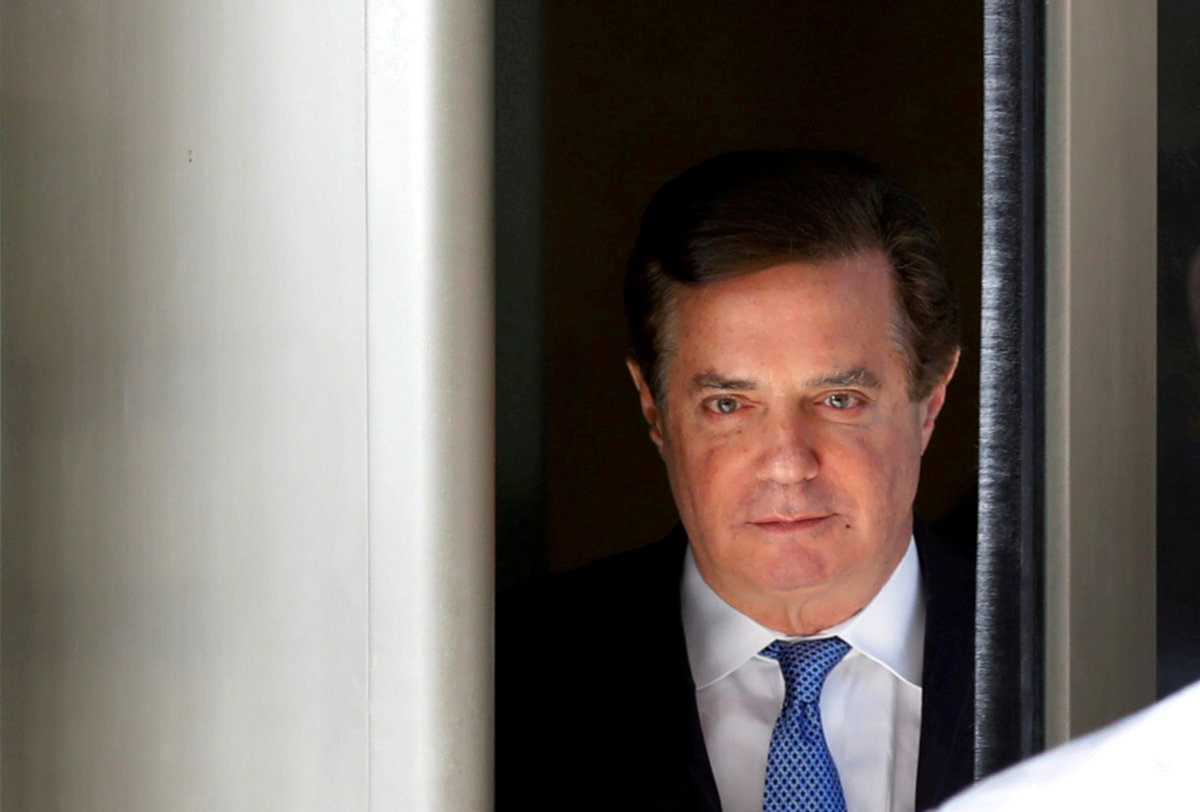 Sources say former Trump aide Manafort close to plea deal with Mueller