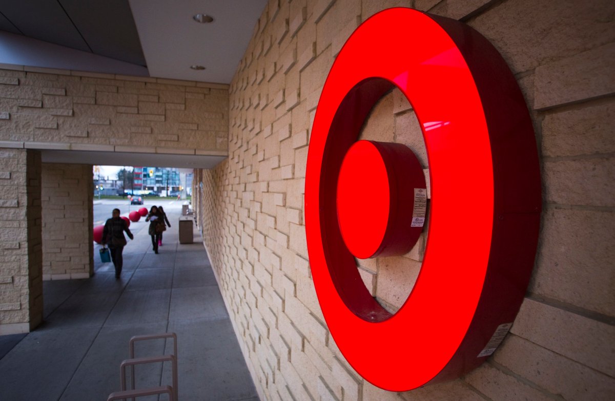 Target shares tumble after profit miss, big jump in inventories