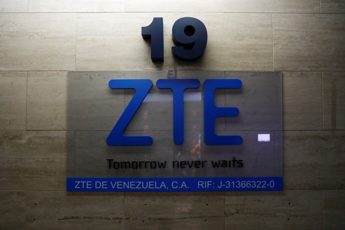 Exclusive: U.S. senators ask White House to probe ZTE work in Venezuela
