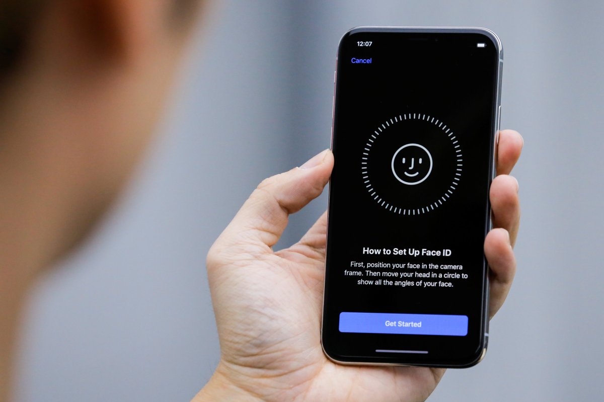 Cyber researcher pulls public talk on hacking Apple’s Face ID