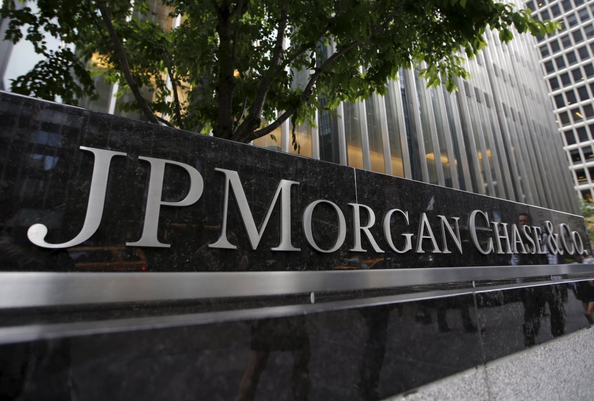 JPMorgan misses fourth-quarter profit estimates as bond trading slumps