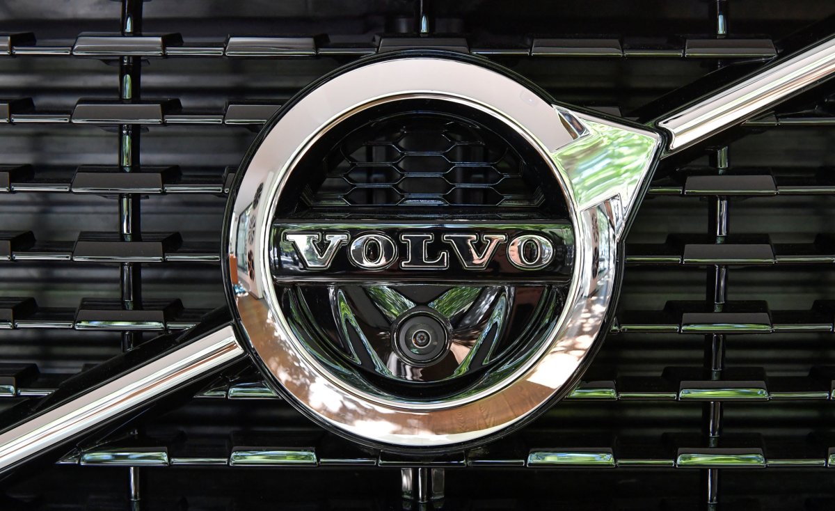 Volvo recalls over 200,000 cars to fix fuel leak issue