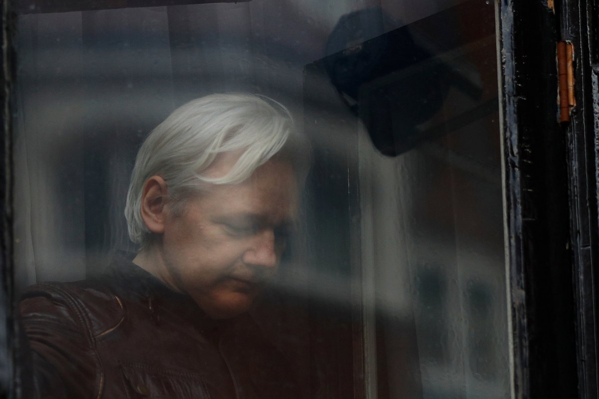 U.S. prosecutors press witnesses to testify against Assange-WikiLeaks