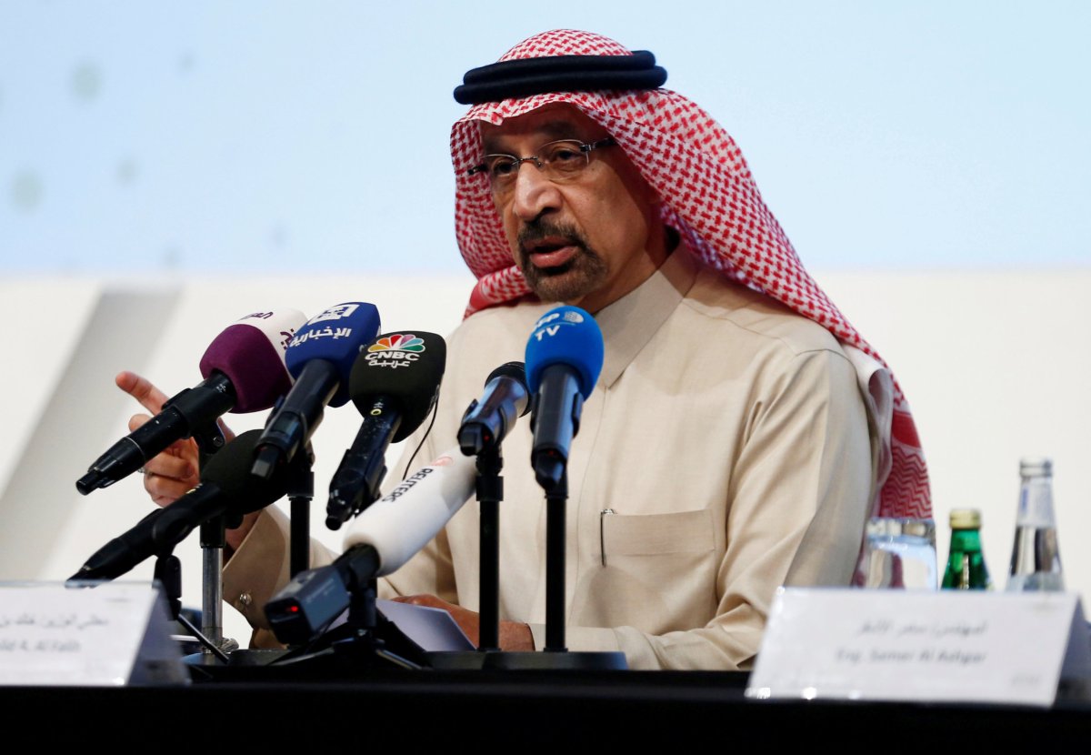 Saudi crude output to fall to 9.8 million bpd in March: Falih