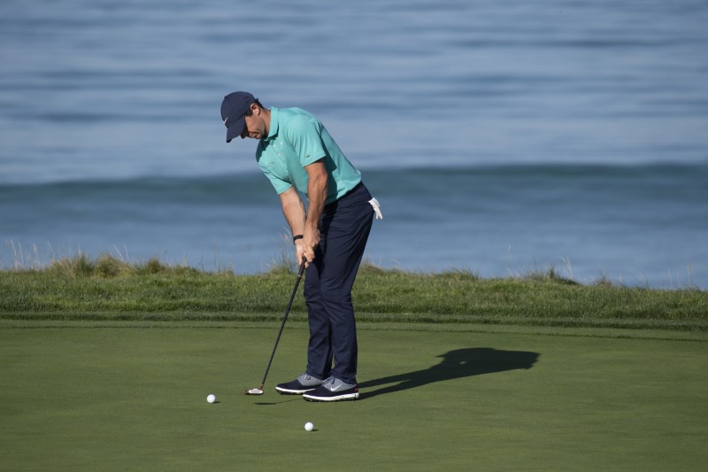 McIlroy nearly leaves red-hot putter in Canada