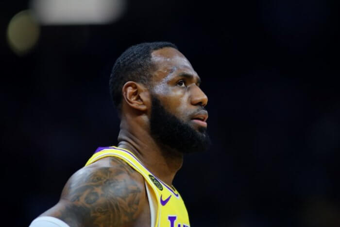 Thousands sign petition to make LeBron James the next U.S. Secretary of Education