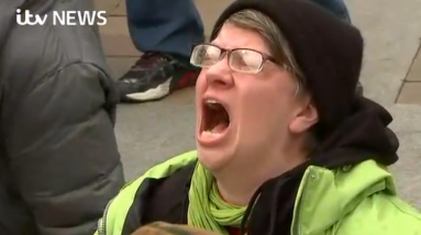 Watch protestor scream ‘no’ in horror as Trump is sworn in as president