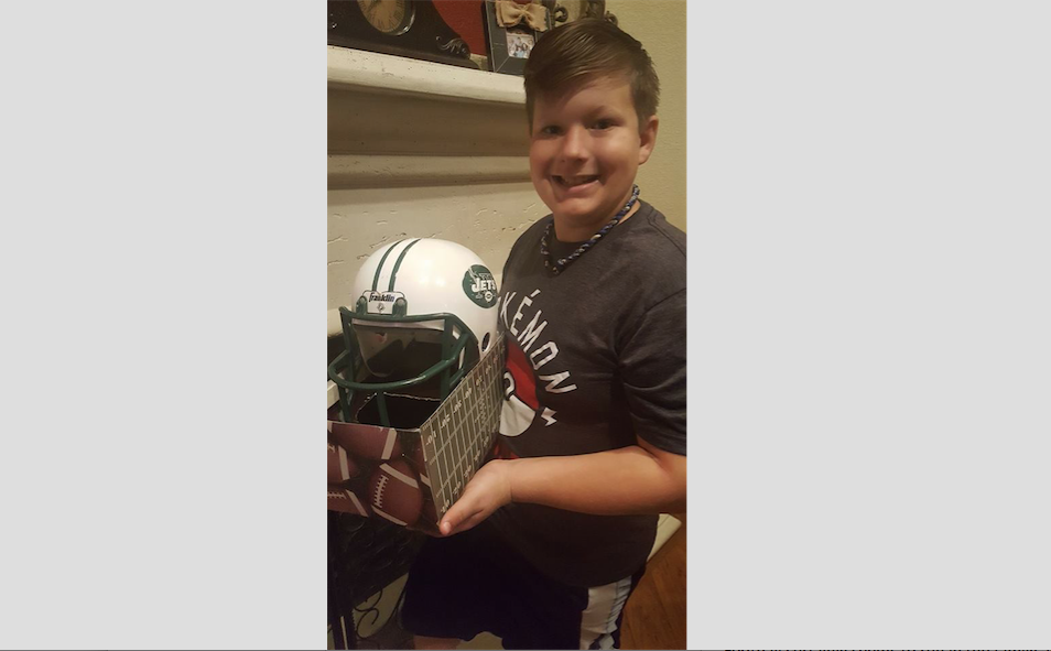 Son of former Jets player Dearth makes Jets-themed Valentine’s box