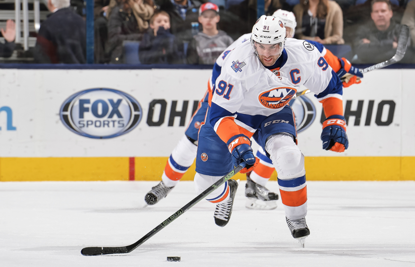 Islanders seemingly falling apart with playoffs on the horizon