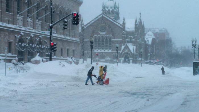 Boston school, snow, closings, Friday