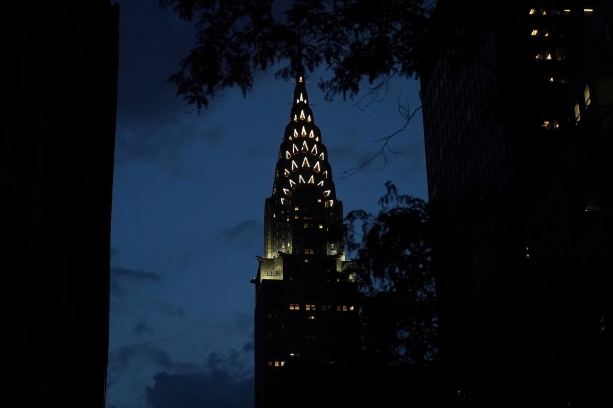 Owners of New York’s Chrysler Building hire CBRE to sell property