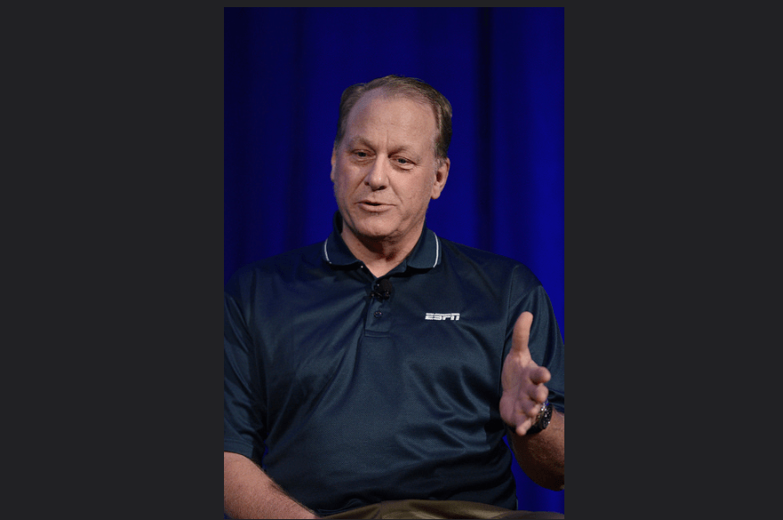 Curt Schilling defends Breitbart editor’s comments on pedophilia, later