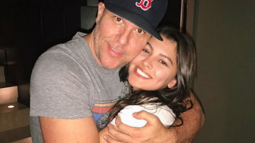 5 things to know about Kelsi Taylor, Dane Cook's girlfriend.