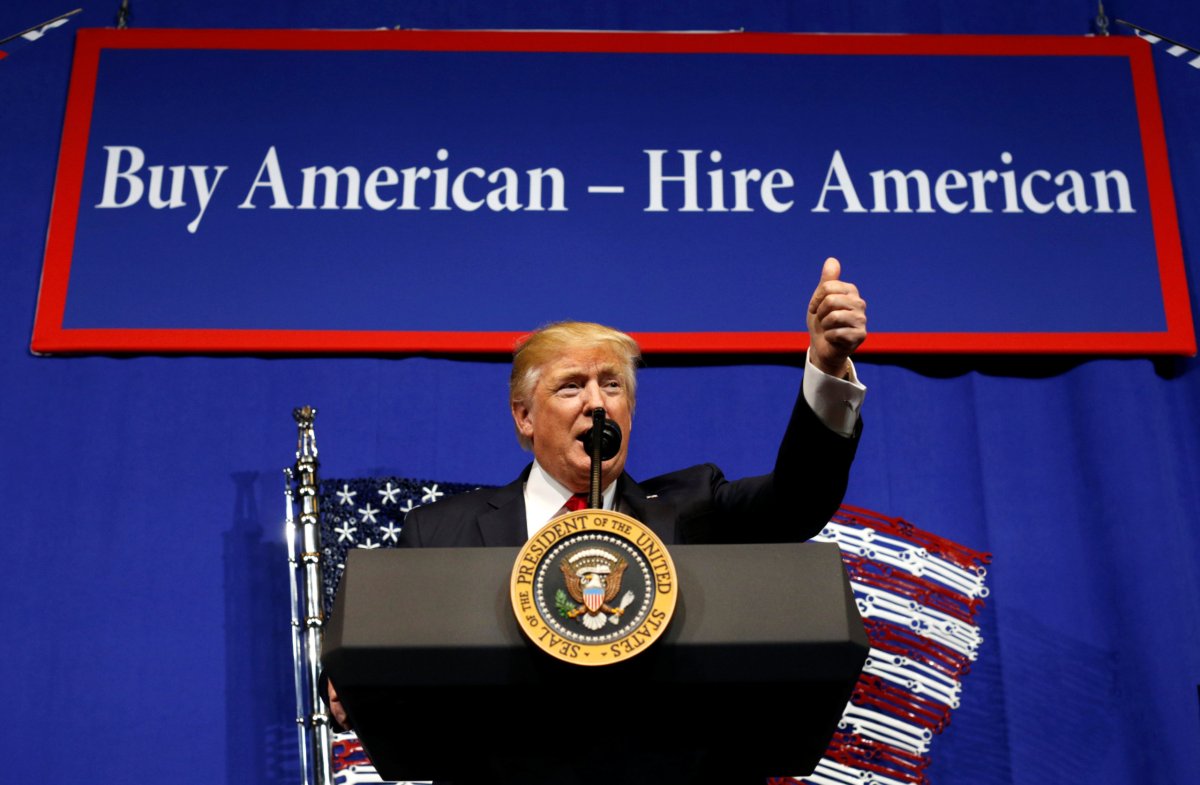 Trump to seek changes in visa program to encourage hiring Americans
