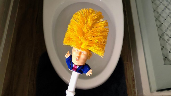Donald Trump toilet brush