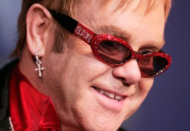 Elton John’s 7 greatest glasses in honor of his 70th birthday