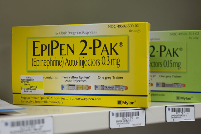 EpiPen shortage continues
