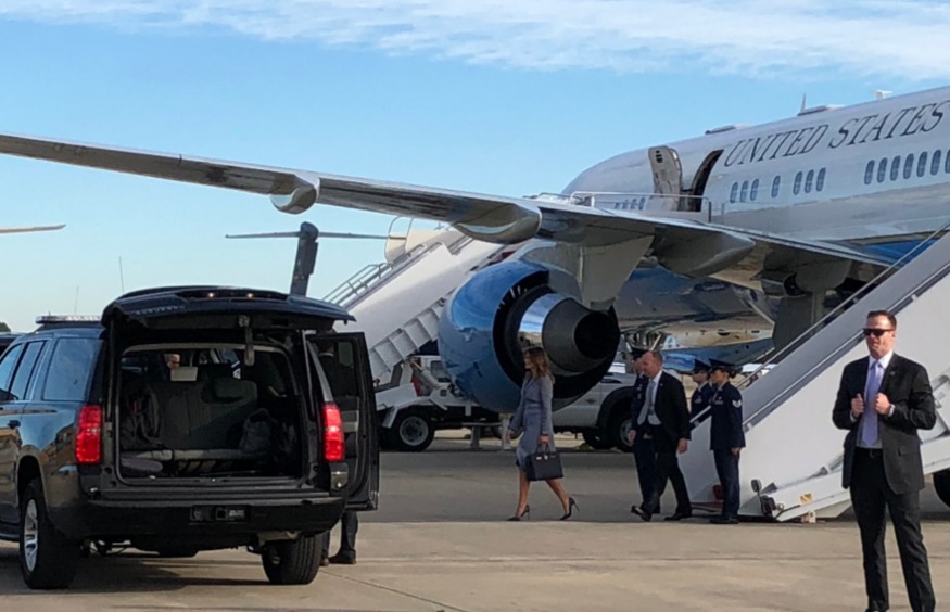 A plane carrying first lady Melania Trump was forced to return to a Maryland Air Force base after the cabin filled with smoke just after takeoff.