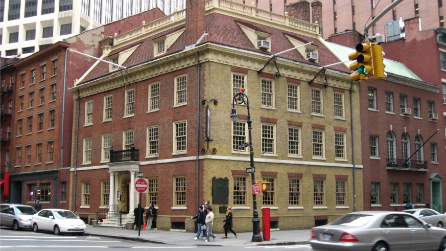 New York's historic Fraunces Tavern has been temporarily closed by the health department.