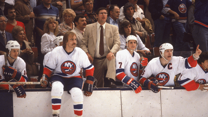 Islanders bench. (Getty Images)