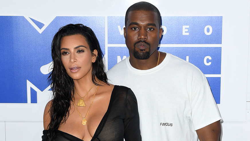 Kim Kardashian Kanye West Red Carpet MTV Awards