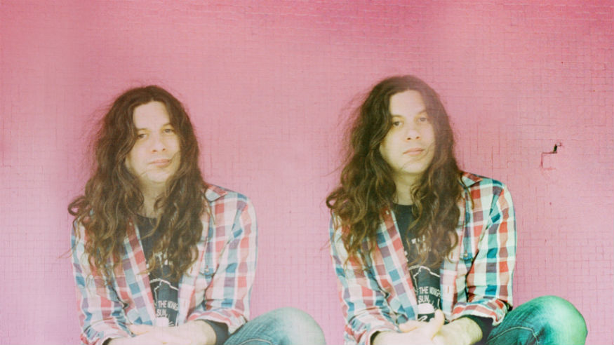 Kurt Vile lets out all of his rambling wisdom on his new album “Bottle It In”